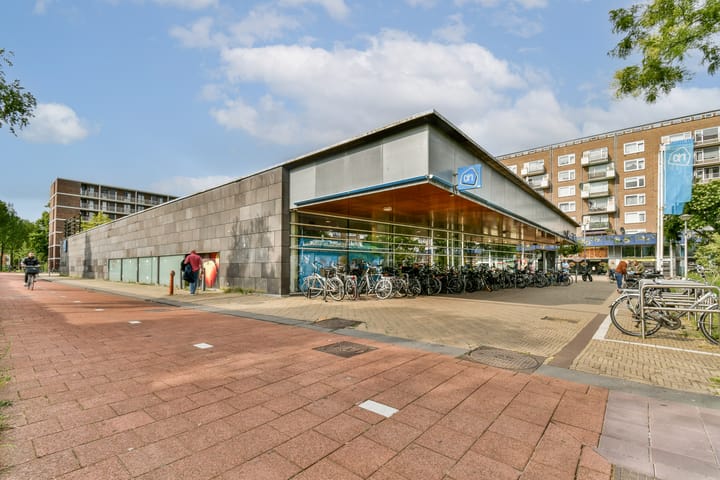 Foto 25 van Burgemeester Röellstraat 602