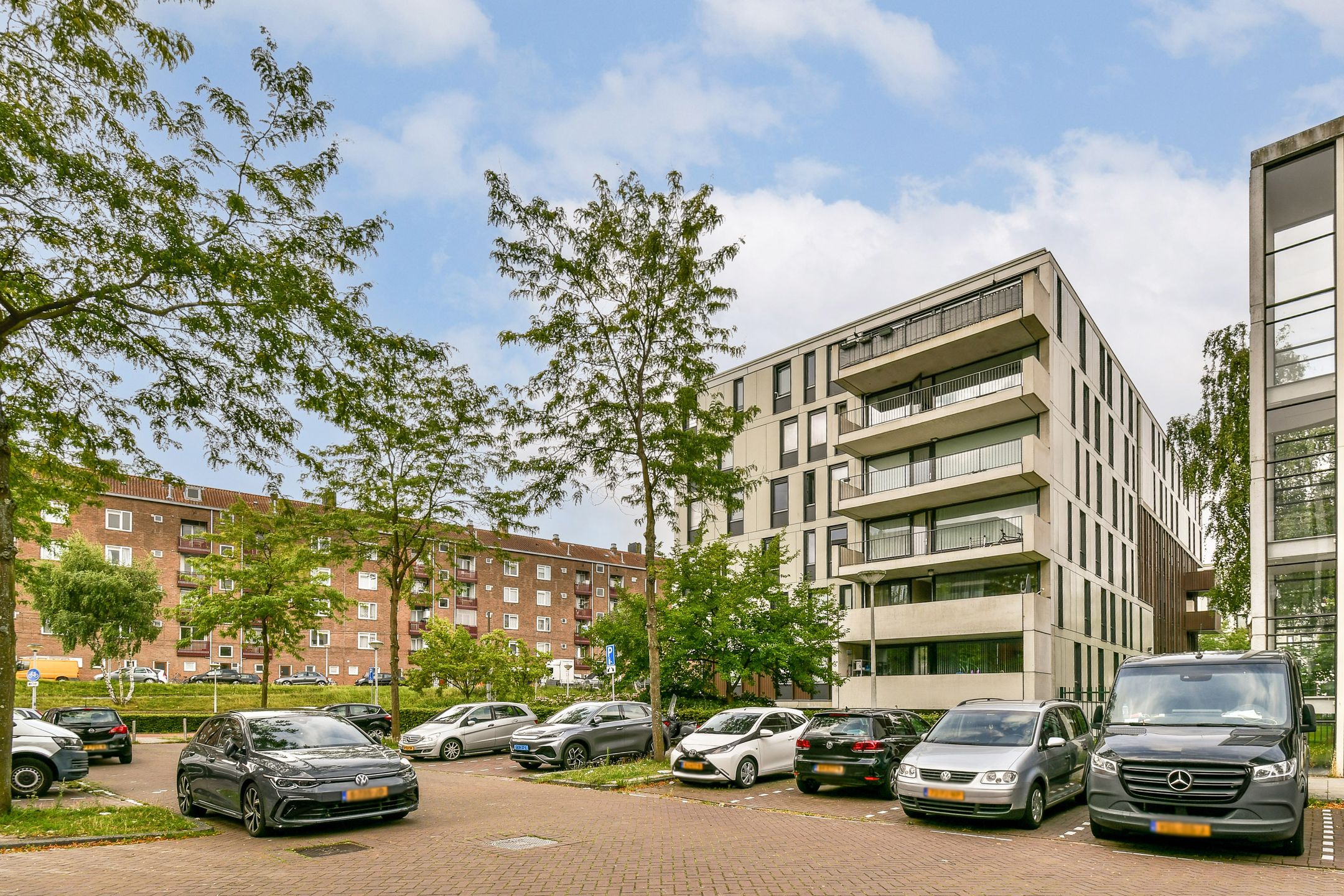 Foto 27 van Burgemeester Röellstraat 602