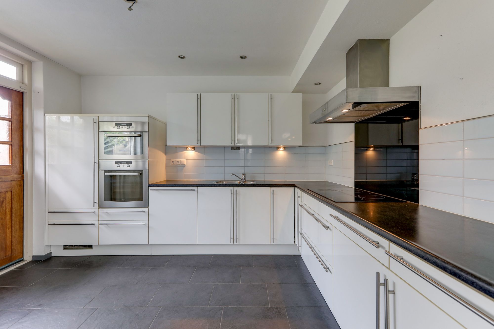 Foto 12 van Plevierstraat 38