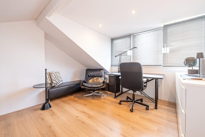 Foto 36 van Klokbekerstraat 56