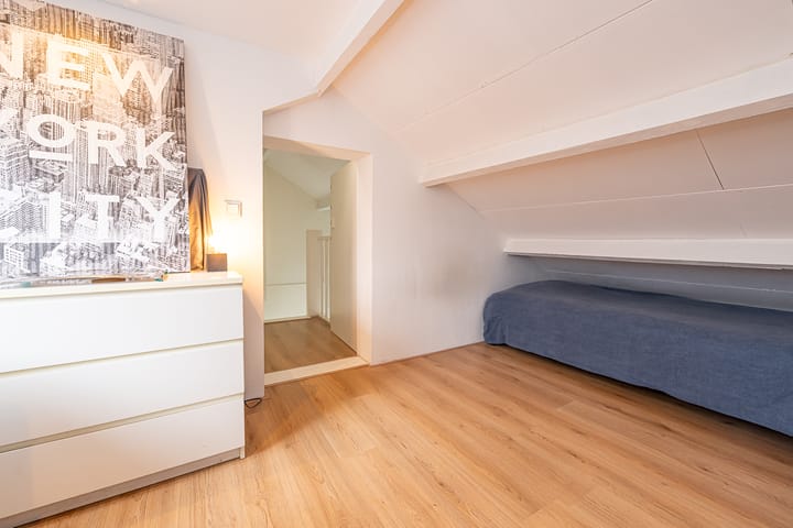 Foto 37 van Klokbekerstraat 56