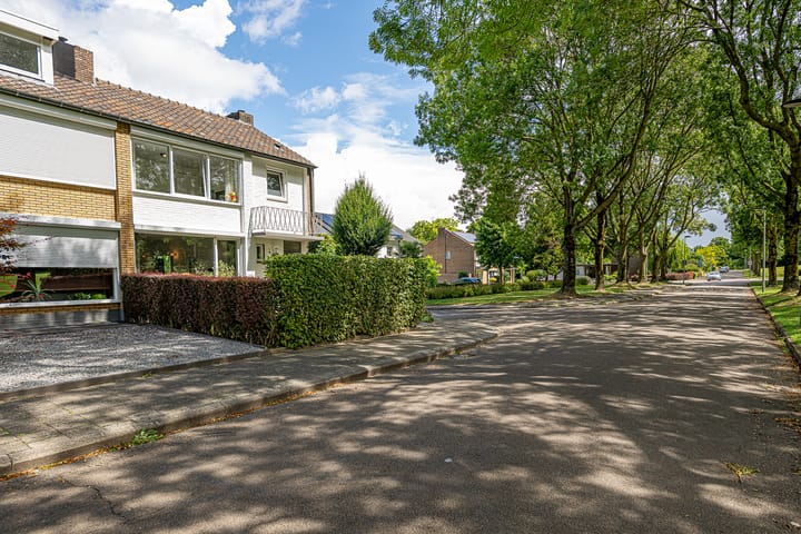 Foto 53 van Klokbekerstraat 56