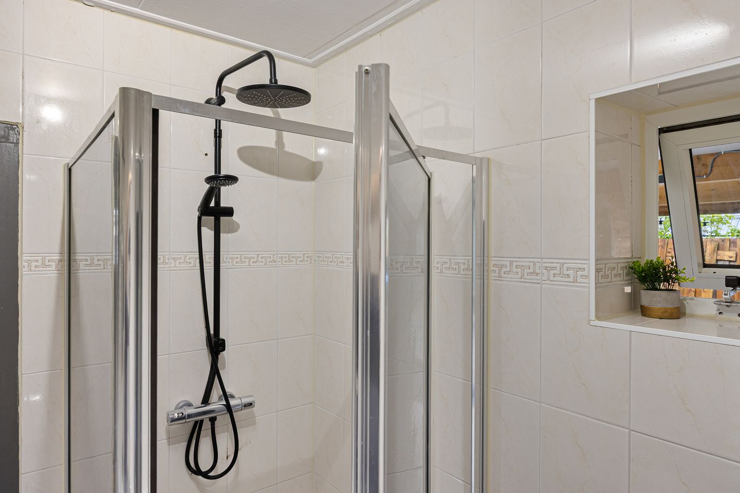 Photo 20 of Heidebloemstraat 56