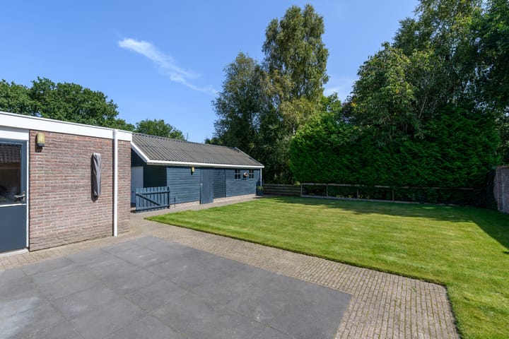 Photo 29 of De Weech 9