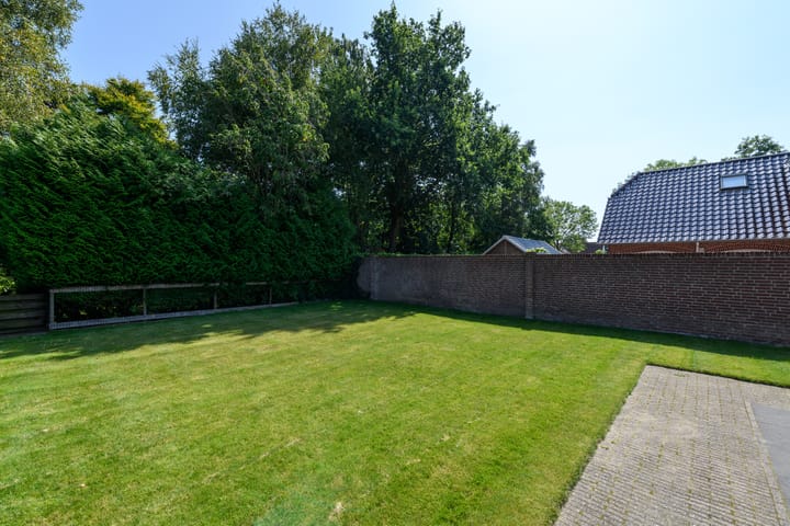 Photo 30 of De Weech 9