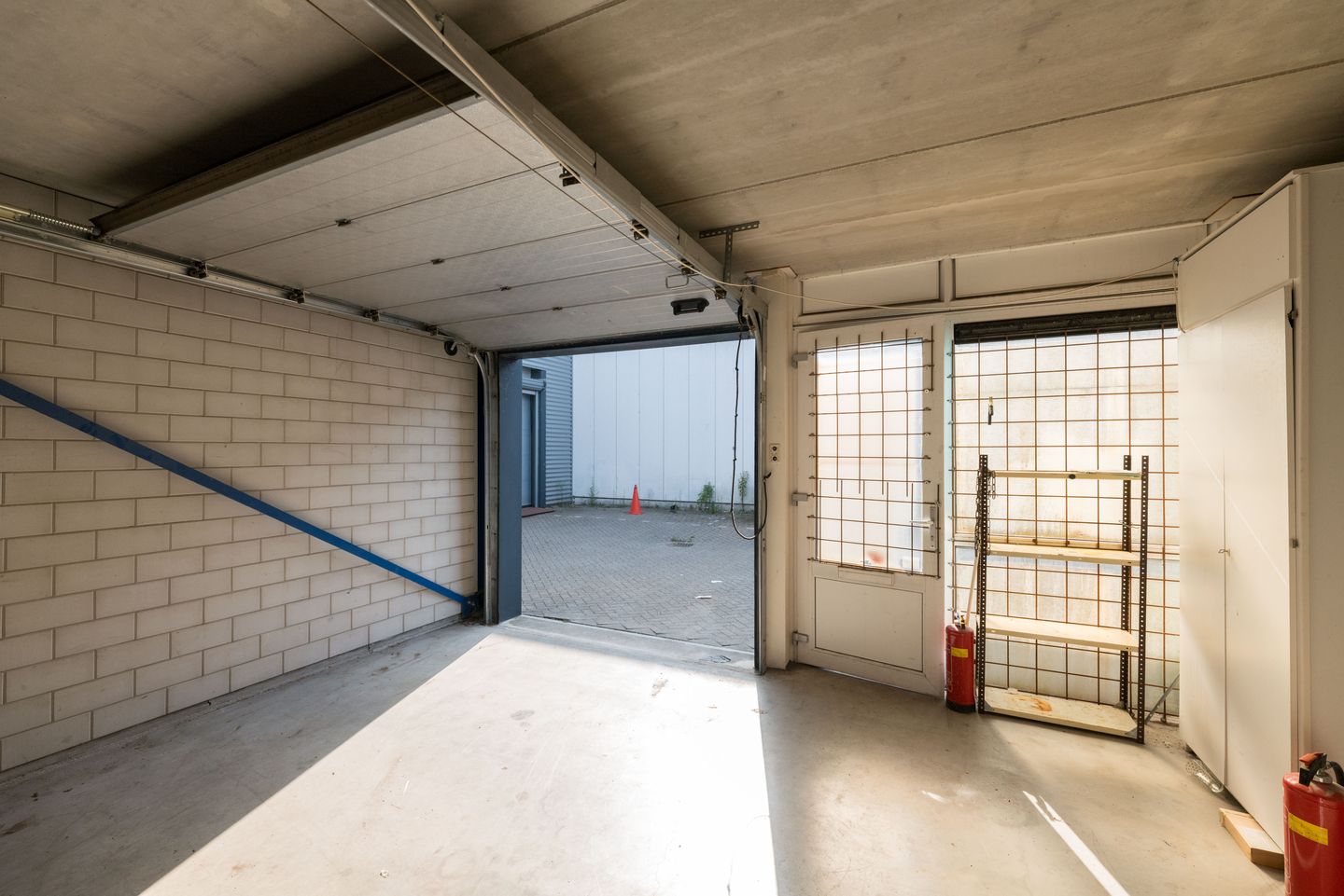 View photo 5 of Dotterbloemstraat 5-C