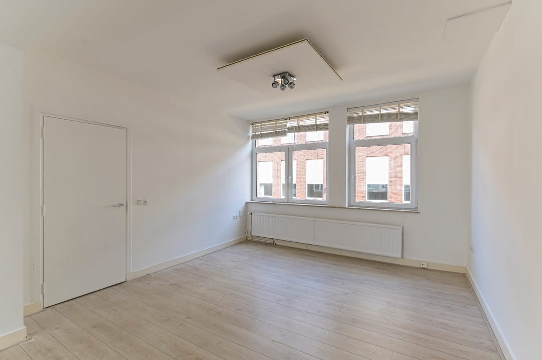 Photo 8 of Nassaustraat 3-A