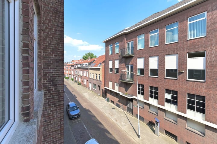 Foto 15 van Nassaustraat 3-A