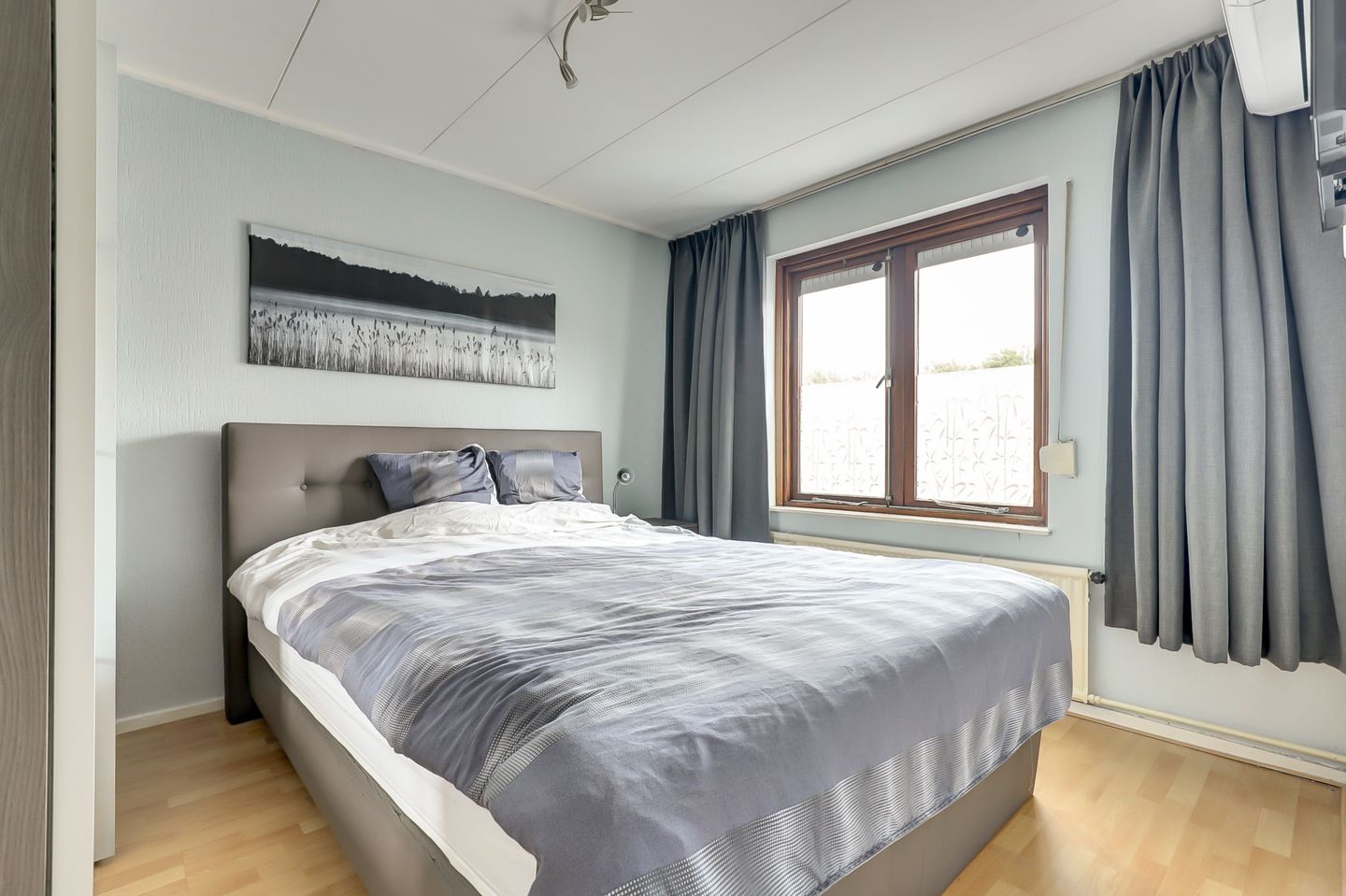 Photo 4 of Prof. Oudemansstraat 22