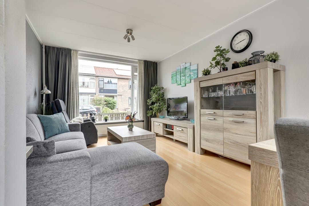 Photo 13 of Prof. Oudemansstraat 22