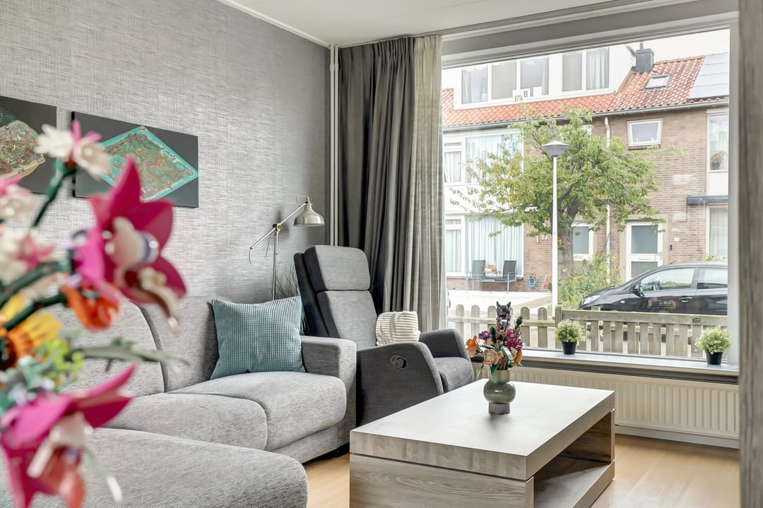 Photo 16 of Prof. Oudemansstraat 22