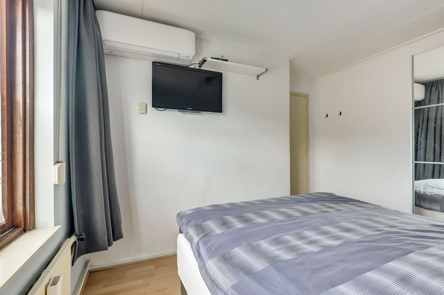 Photo 25 of Prof. Oudemansstraat 22