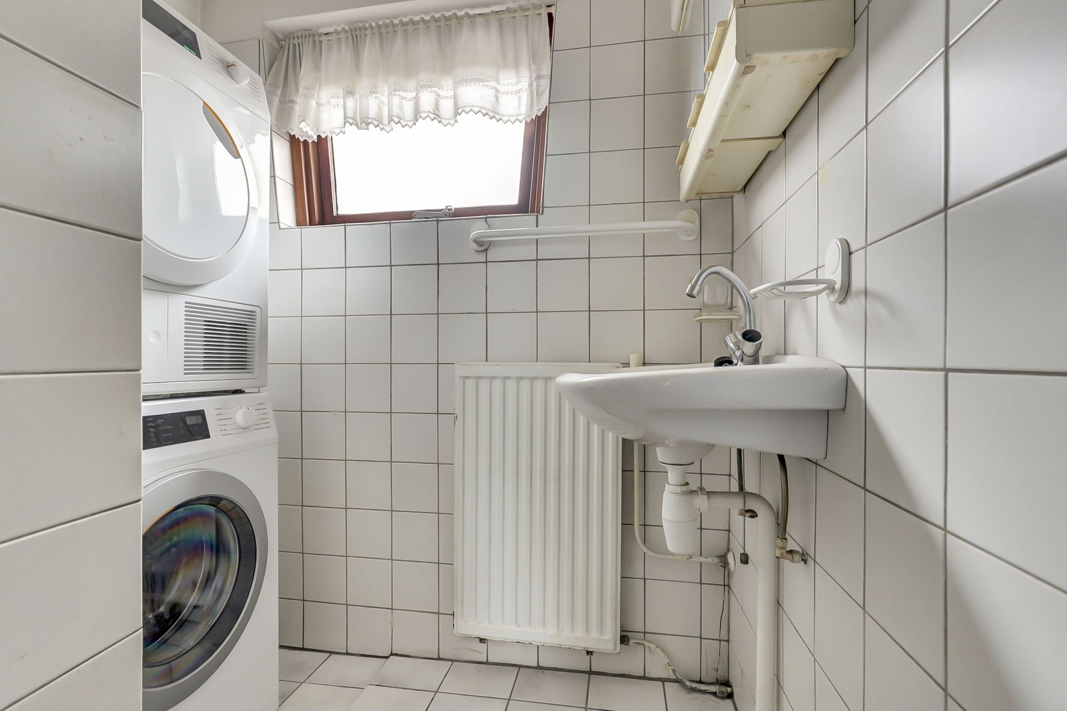 Photo 30 of Prof. Oudemansstraat 22