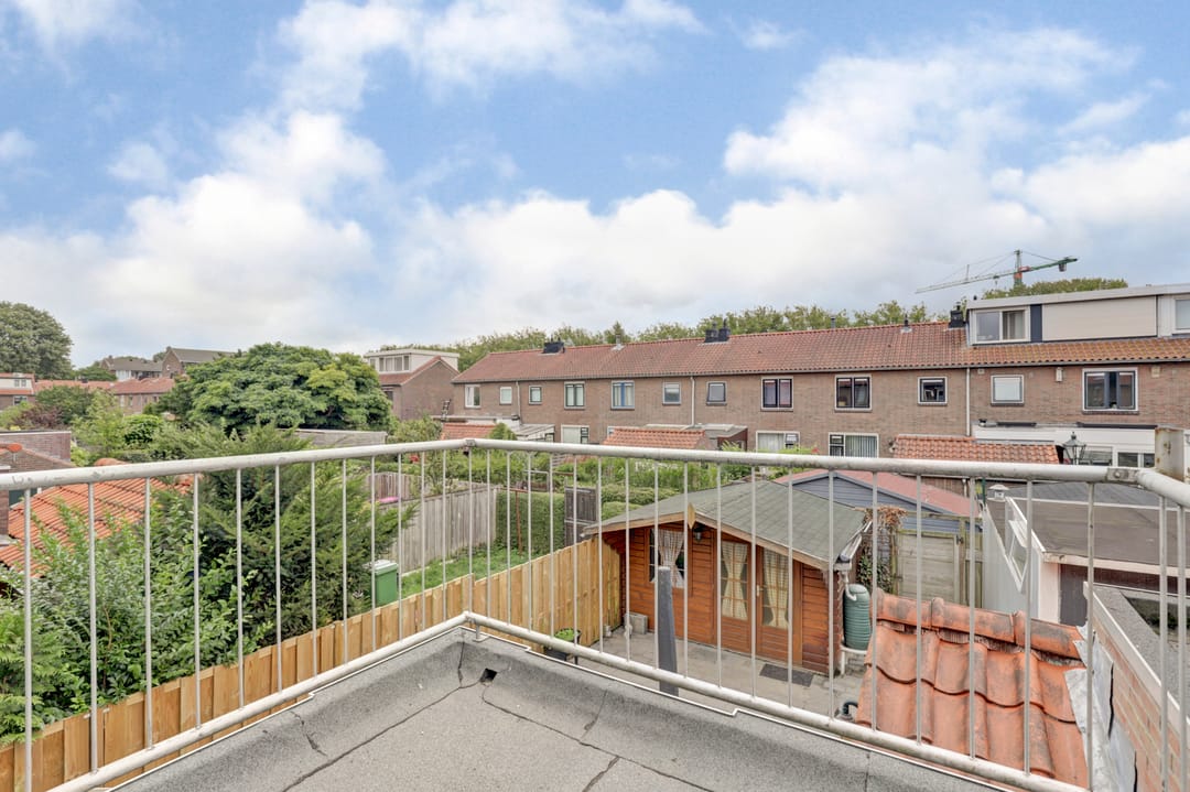 Photo 32 of Prof. Oudemansstraat 22