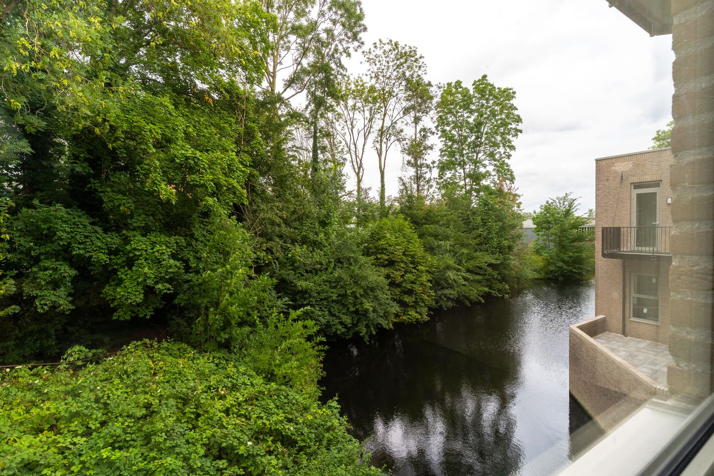 Foto 10 van Raadhuisplein 14