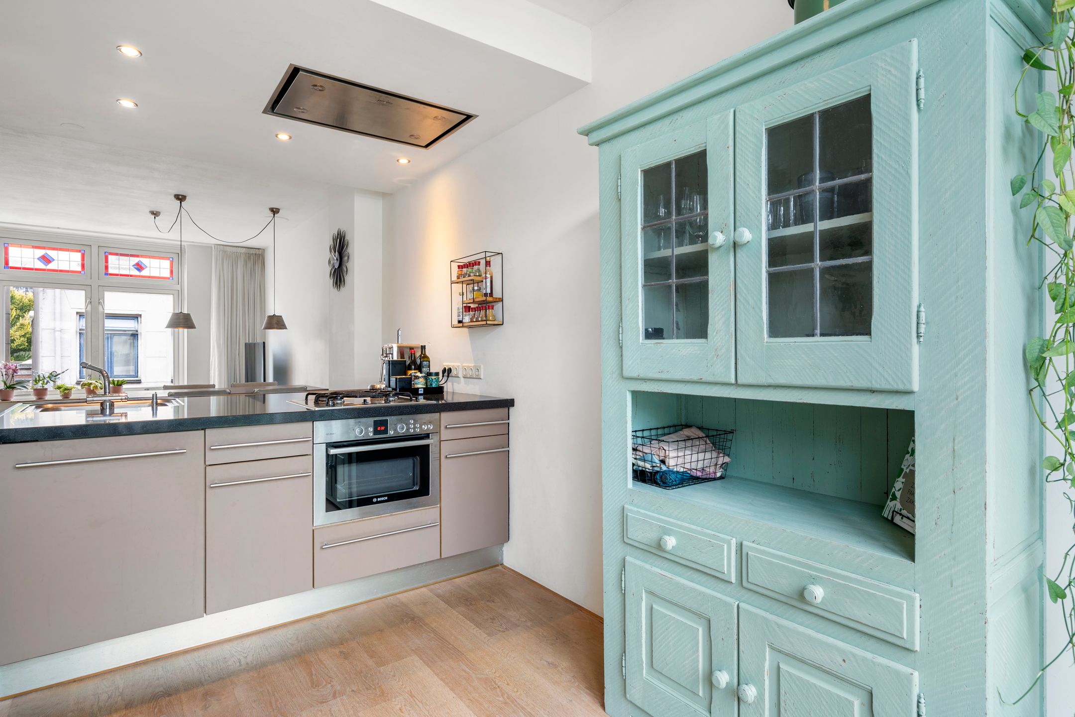 Foto 12 van Junusstraat 23