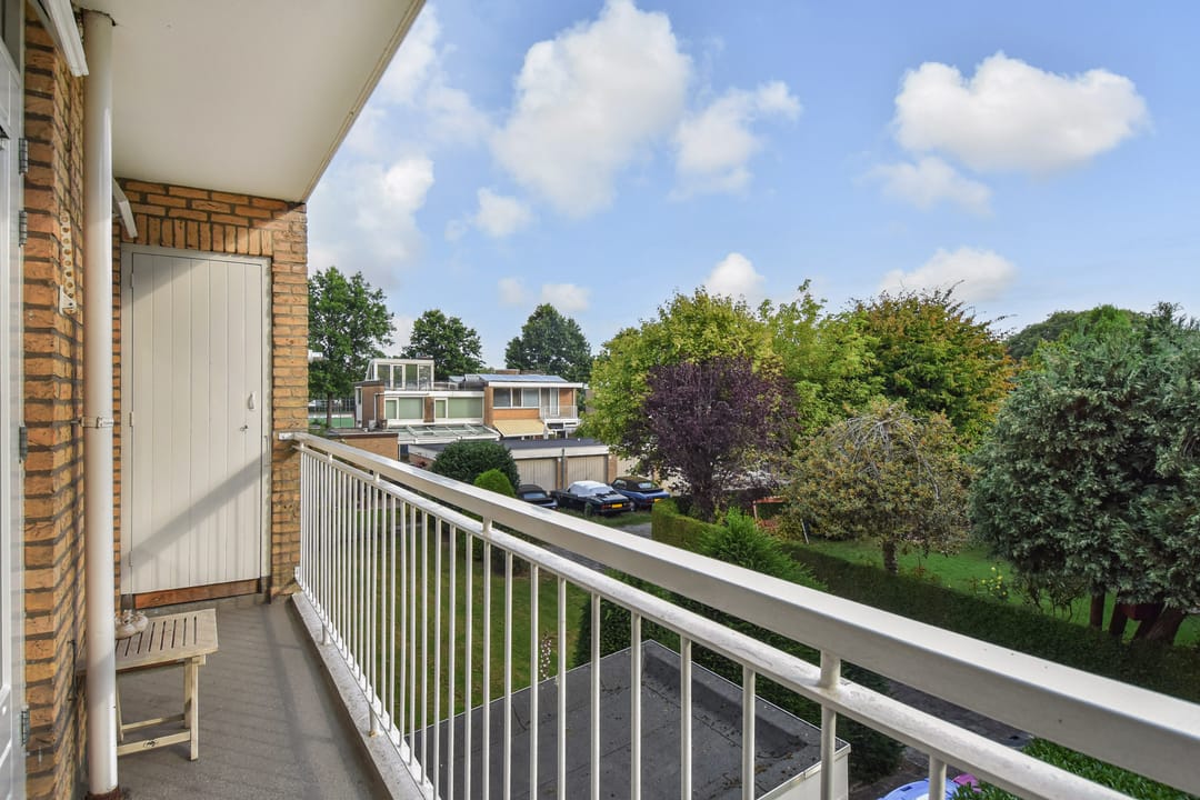 Foto 17 van Montessoristraat 4