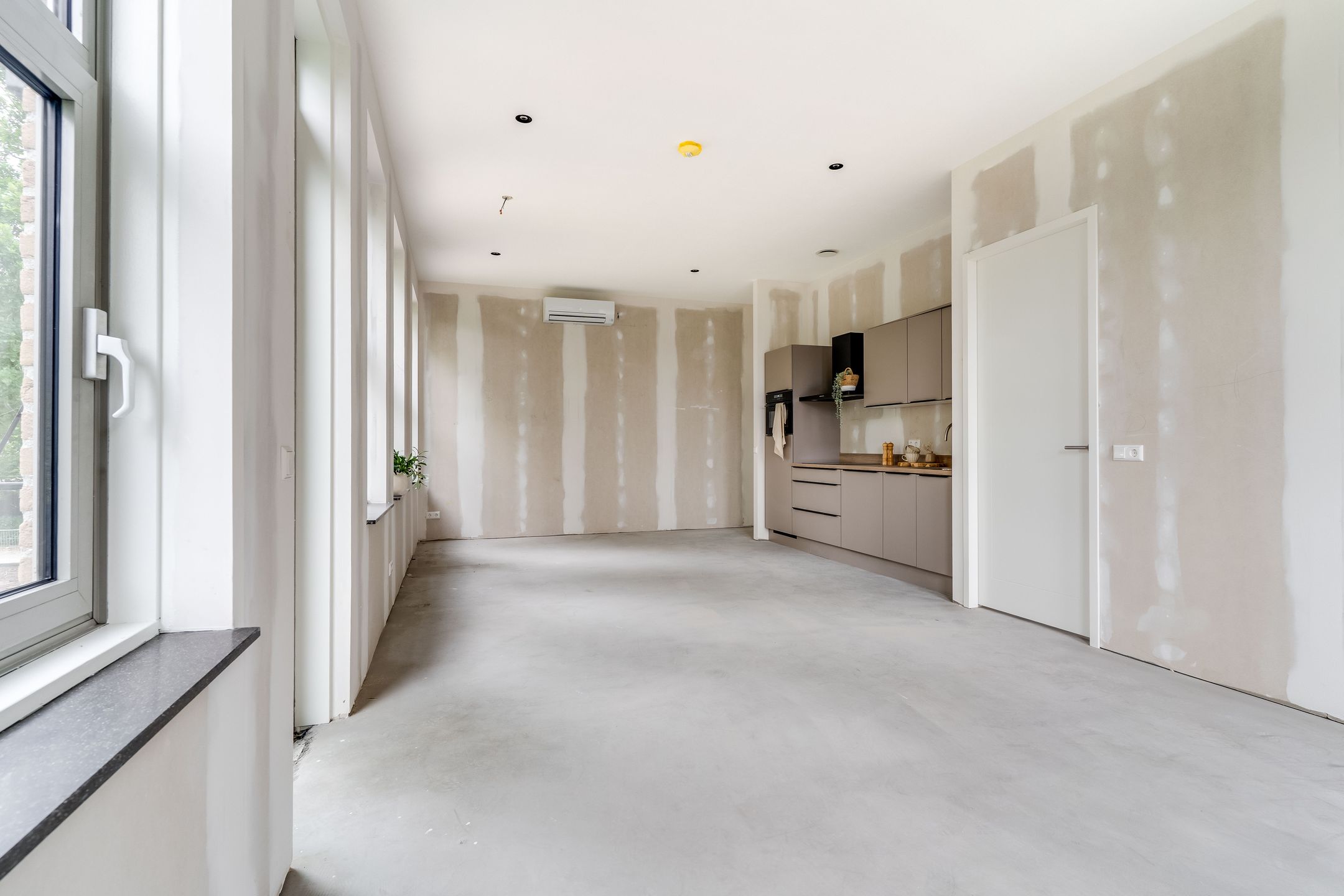 Foto 9 van Raadhuisplein 32