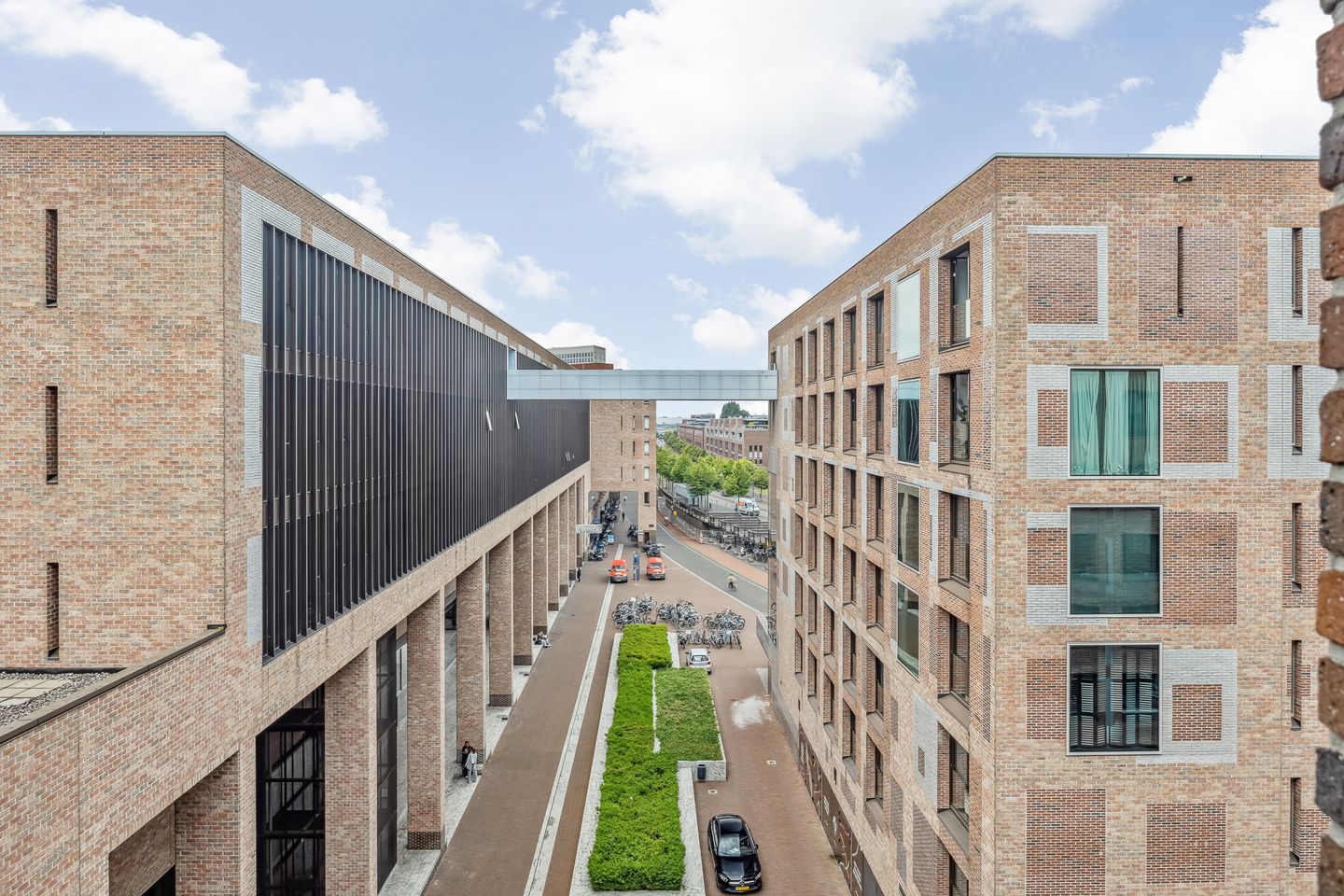 Photo 14 of Anna van Lotharingentoren 39