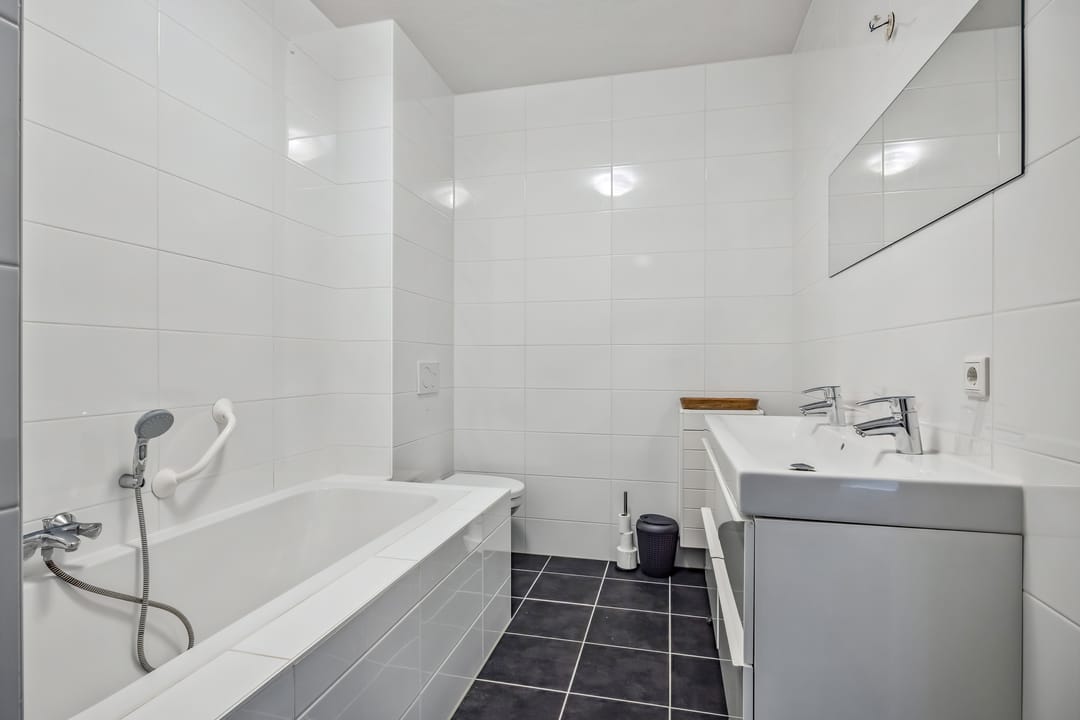 Photo 23 of Anna van Lotharingentoren 39