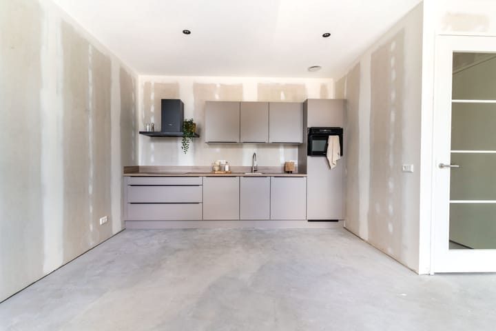 Photo 4 of Raadhuisplein 26