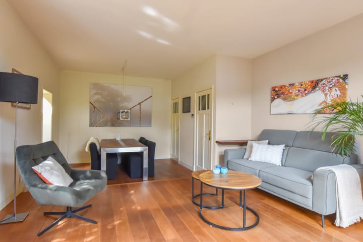 Foto 10 van Valkenaarstraat 117