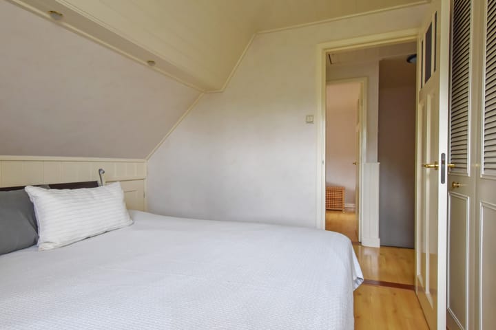 Foto 19 van Valkenaarstraat 117