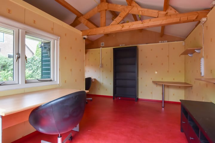 Foto 33 van Valkenaarstraat 117