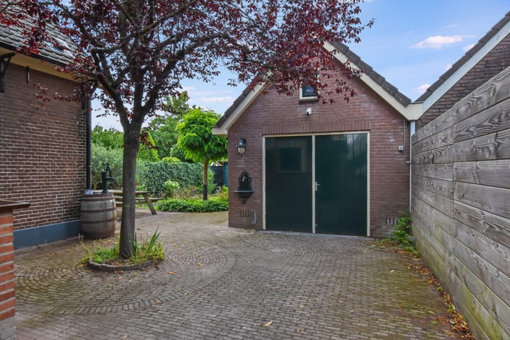 Foto 35 van Valkenaarstraat 117