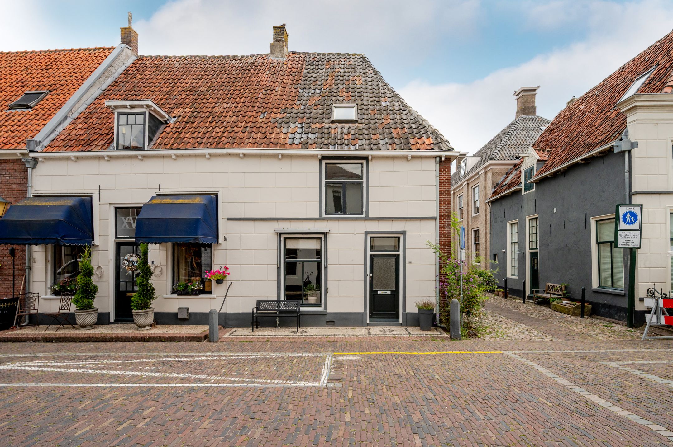 Bloemstraat 15