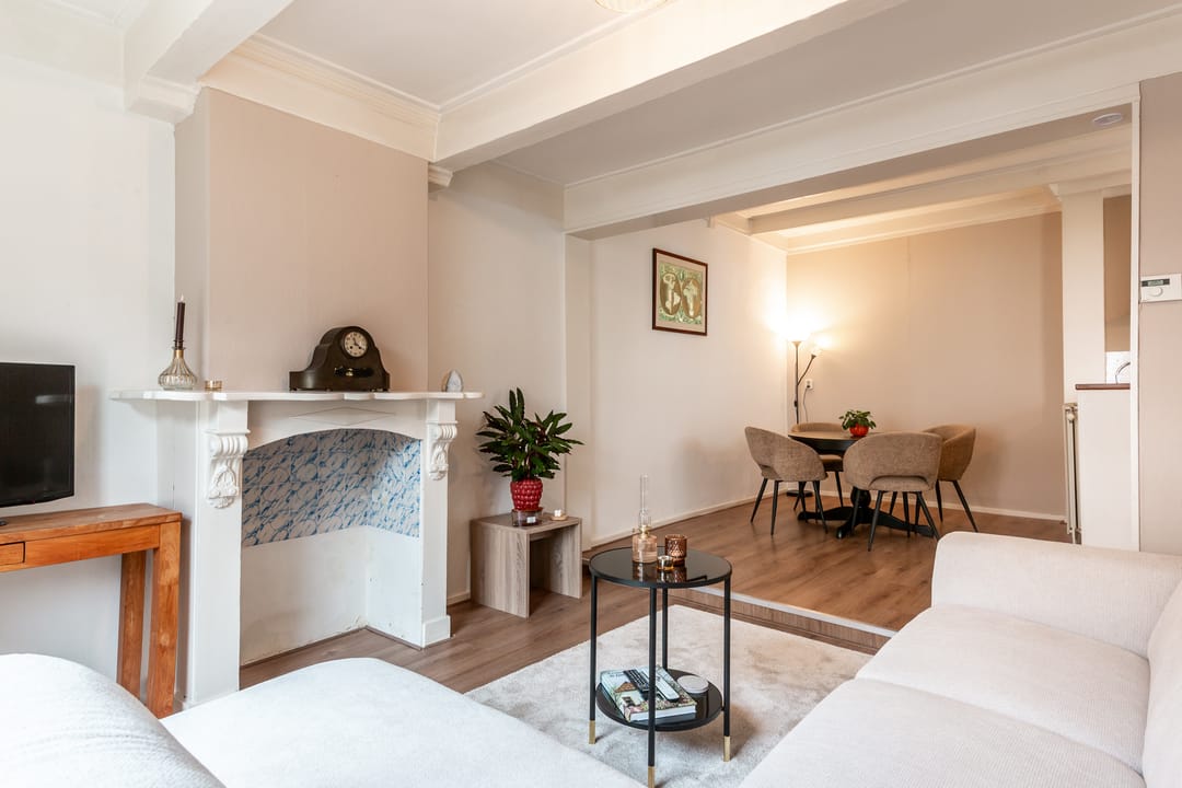 Photo 2 of Bloemstraat 15