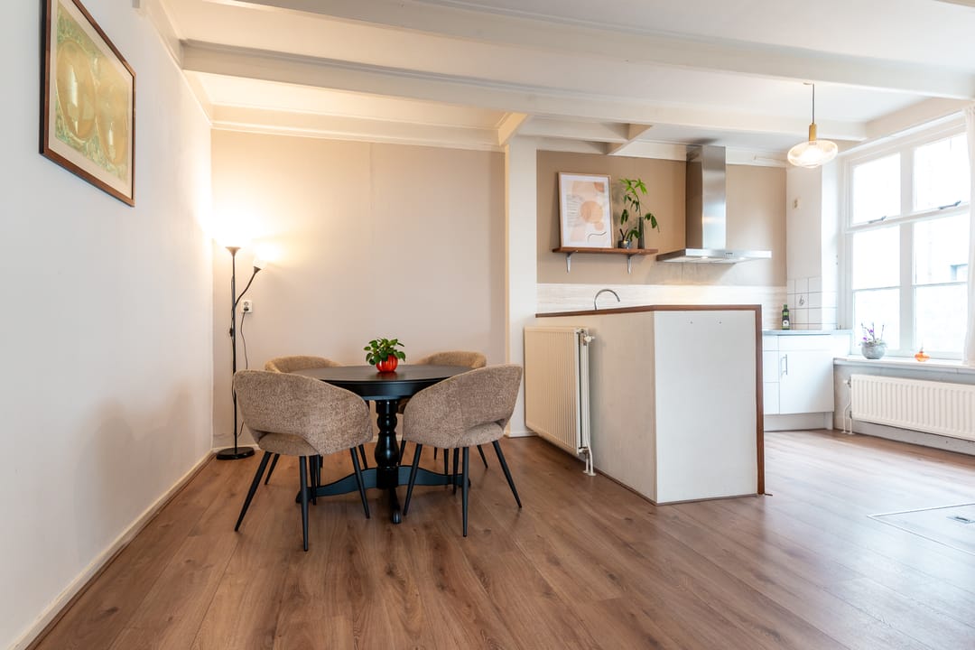 Photo 7 of Bloemstraat 15