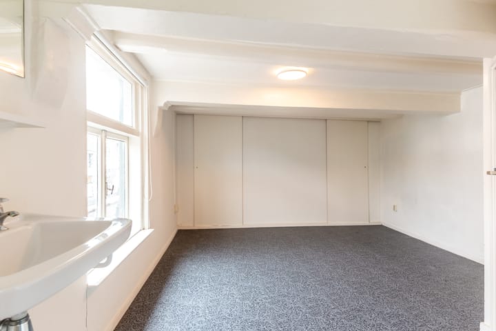 Foto 13 van Bloemstraat 15