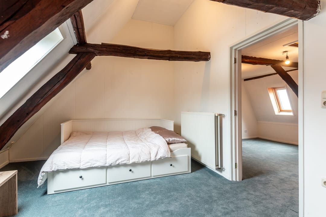 Photo 16 of Bloemstraat 15