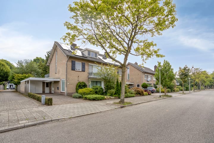 Photo 32 of Gaspeldoornlaan 22