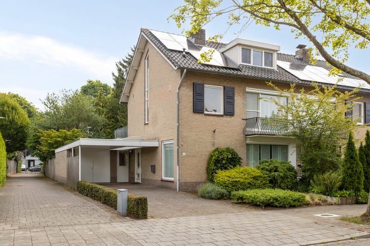 Photo 37 of Gaspeldoornlaan 22