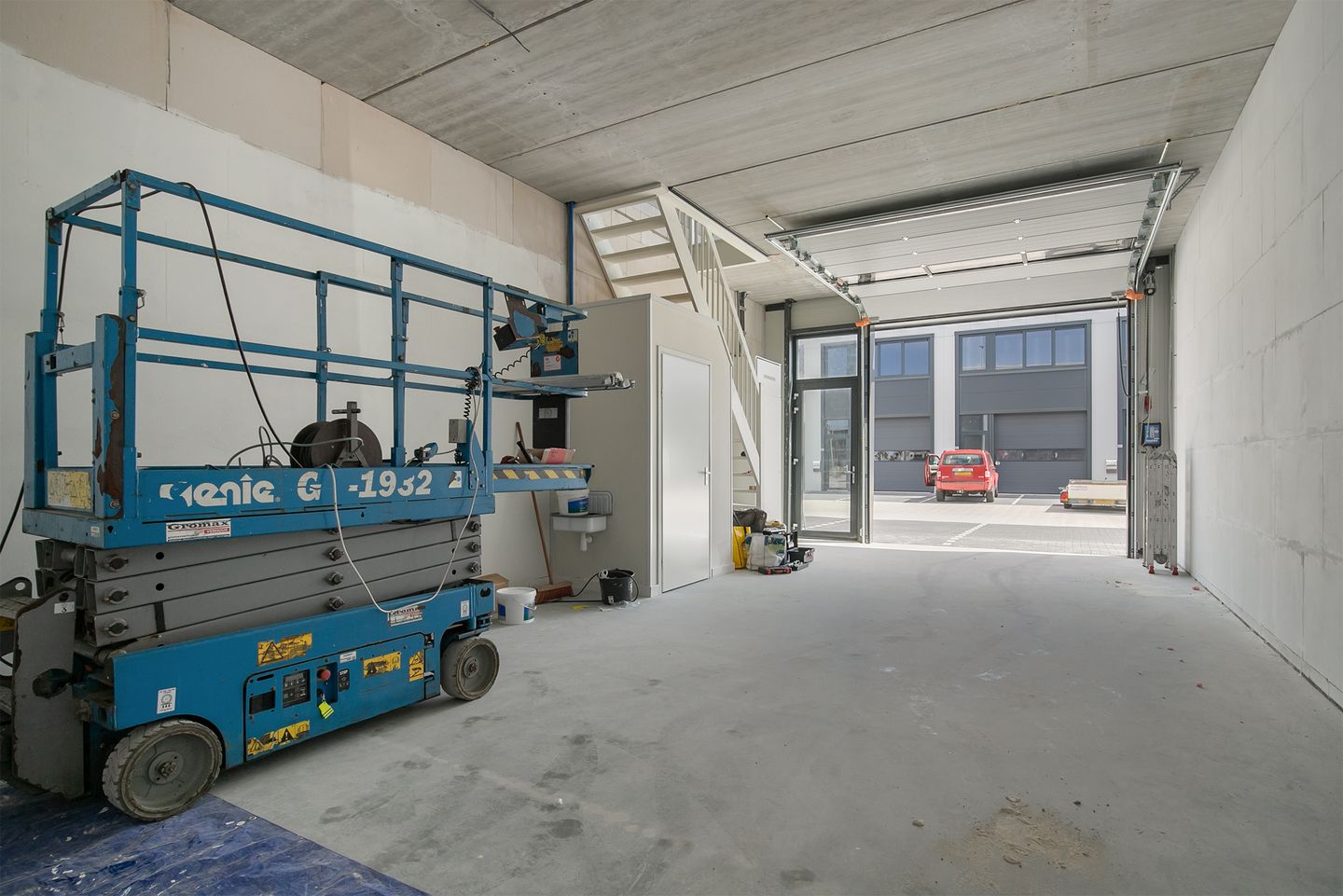 View photo 5 of Titaniumweg 438