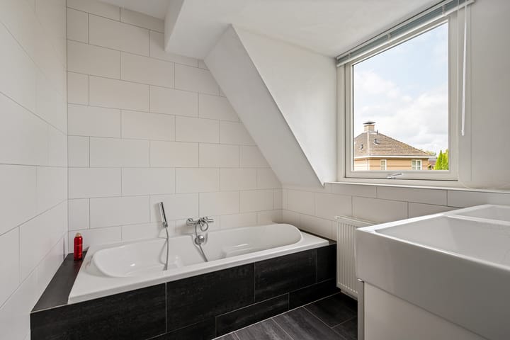 Photo 23 of Boeier 9