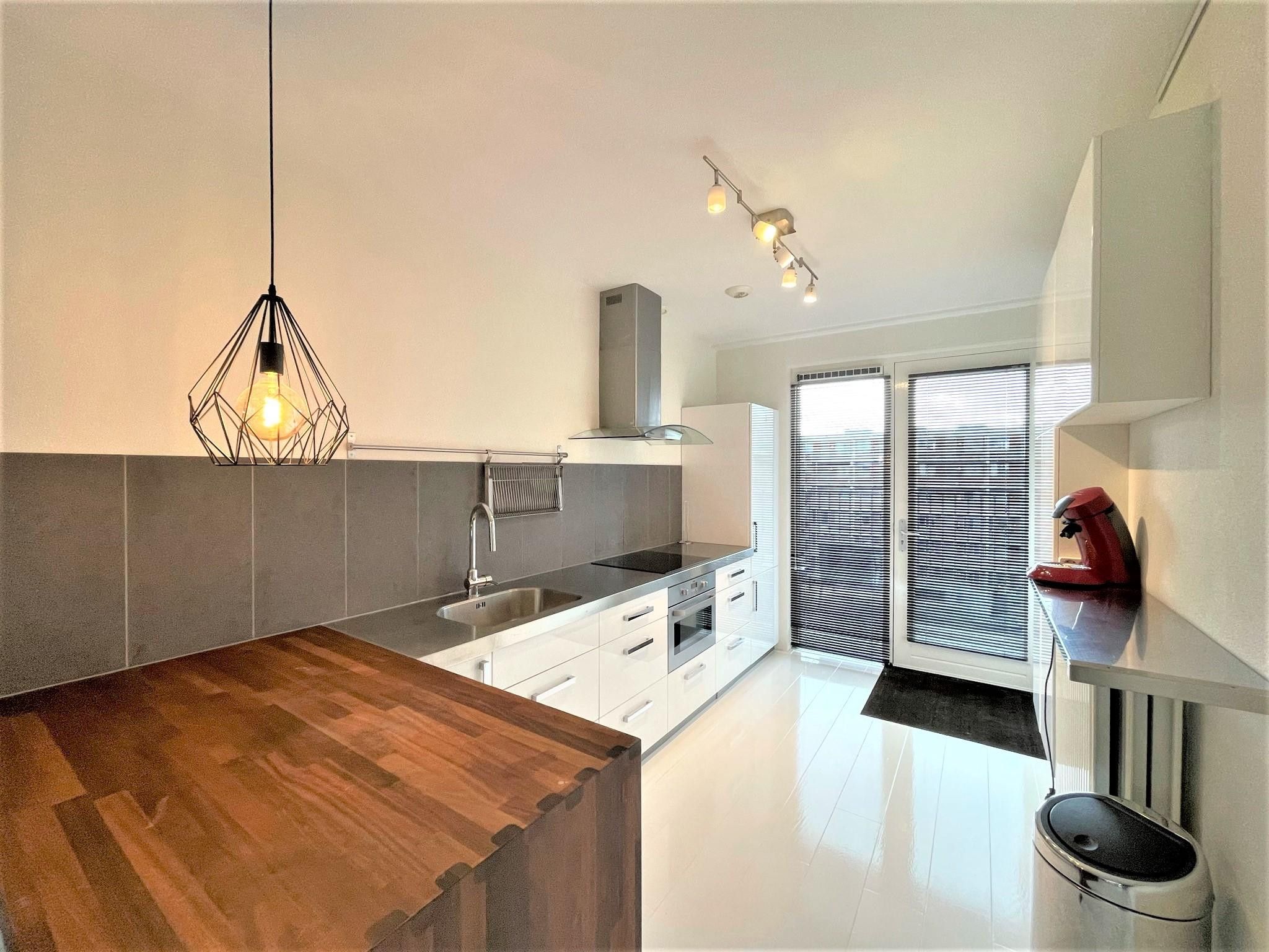 Foto 6 van Julius Pergerstraat 252