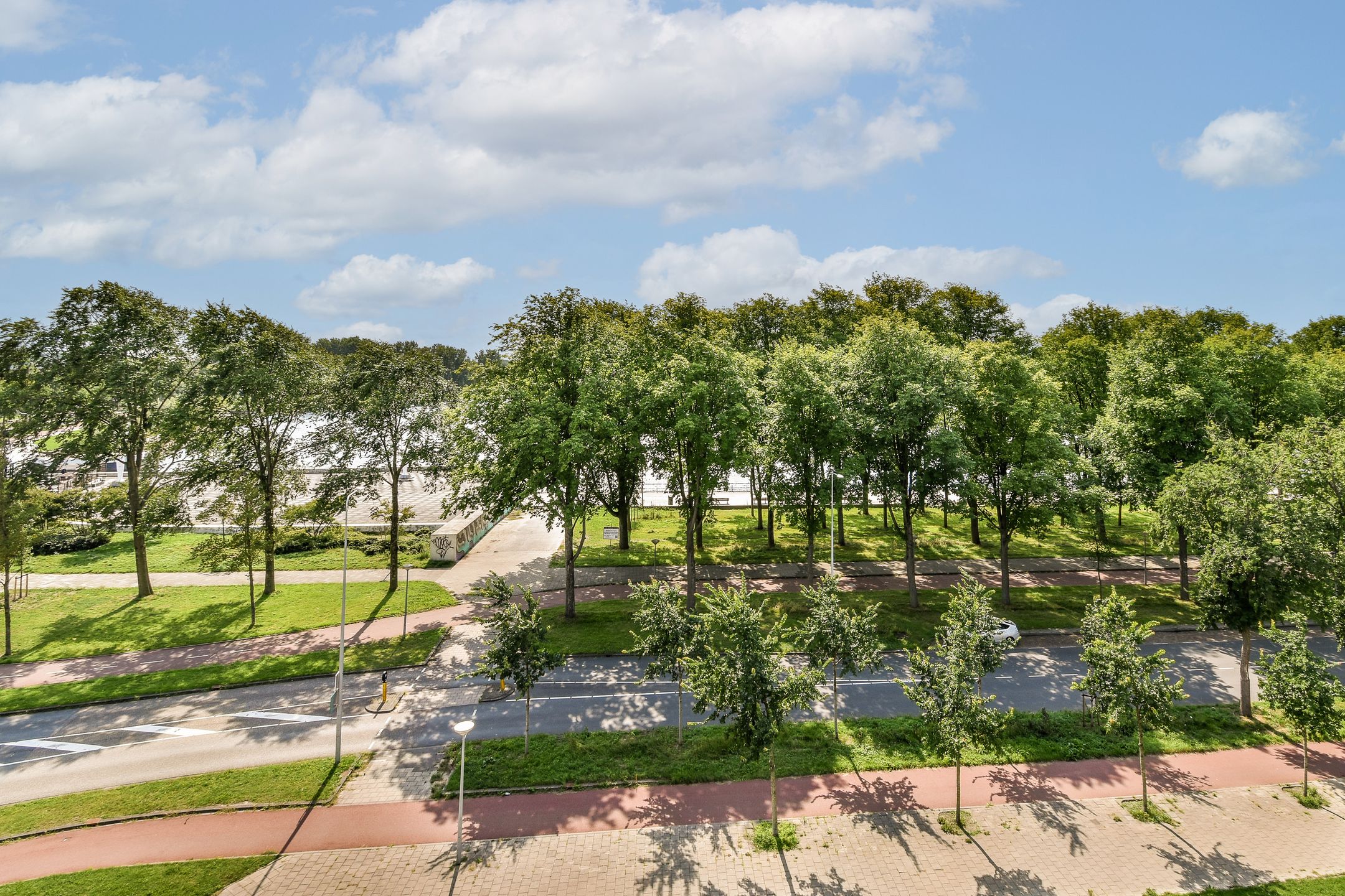 Foto 18 van Burgemeester Hogguerstraat 151