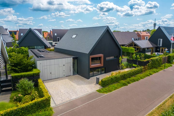 Photo 52 of Eikenpage 9