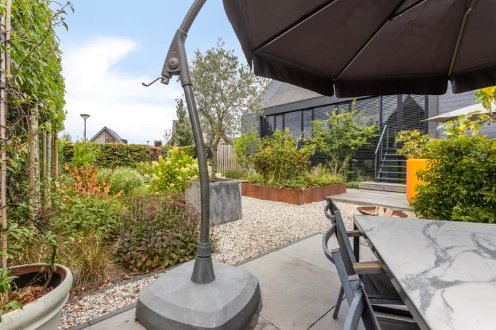 Photo 41 of Eikenpage 9