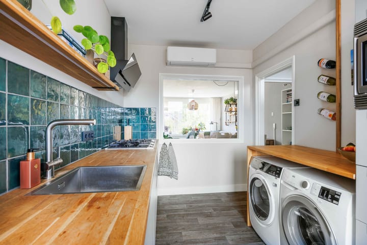 Foto 14 van Plutolaan 60