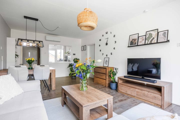 Foto 20 van Plutolaan 60