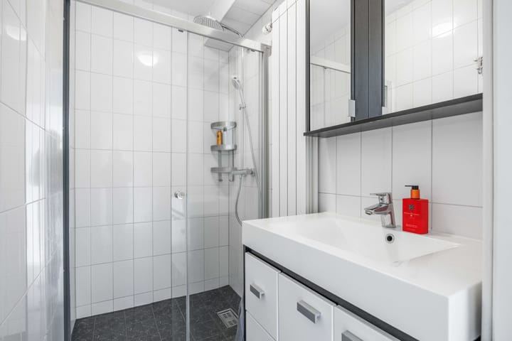 Foto 35 van Plutolaan 60