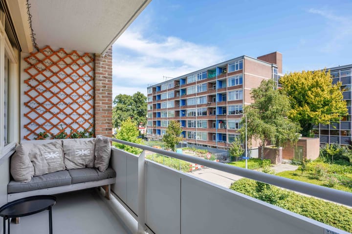 Foto 25 van Plutolaan 60