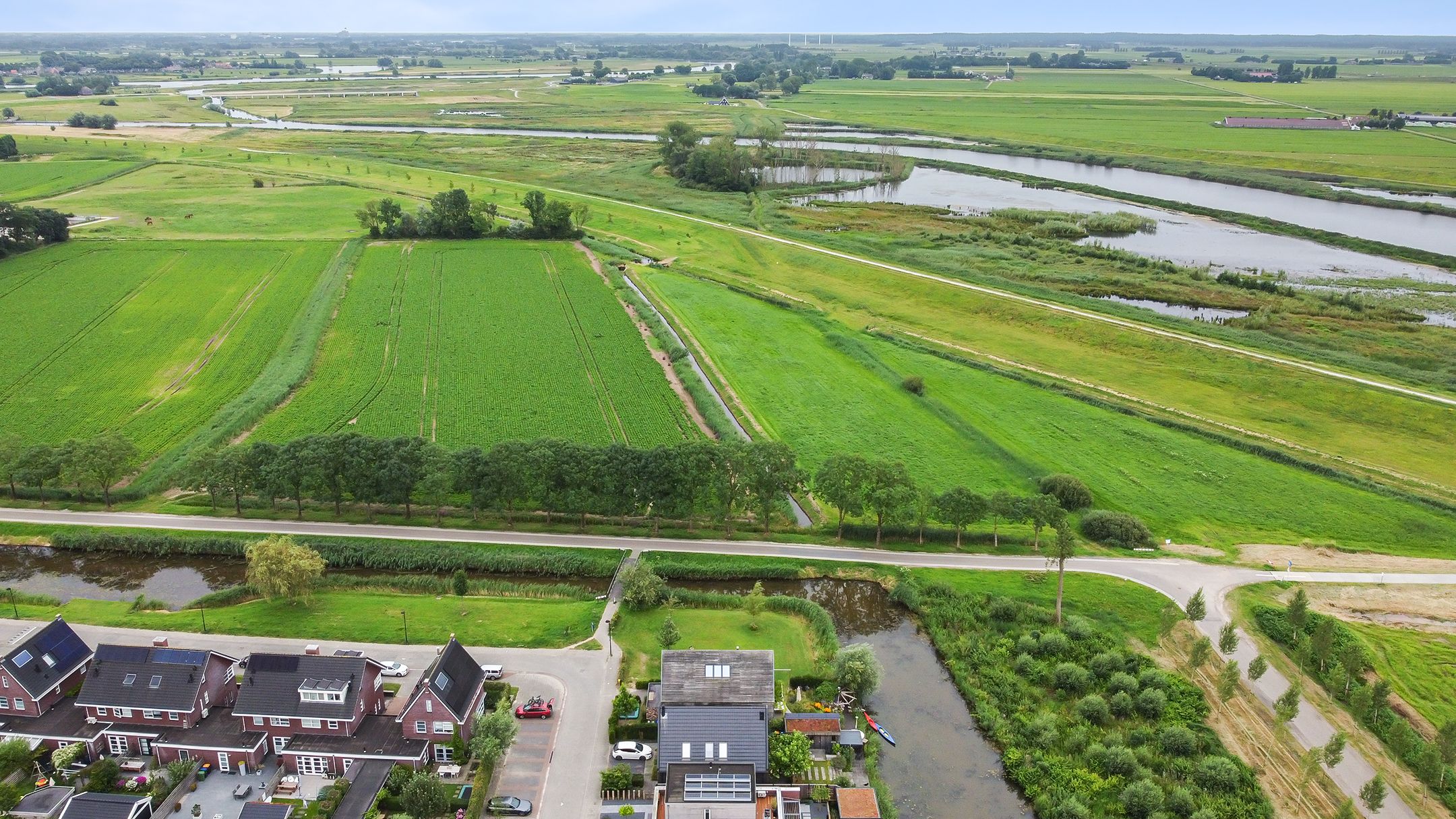 Photo 39 of Kronkelwilg 4