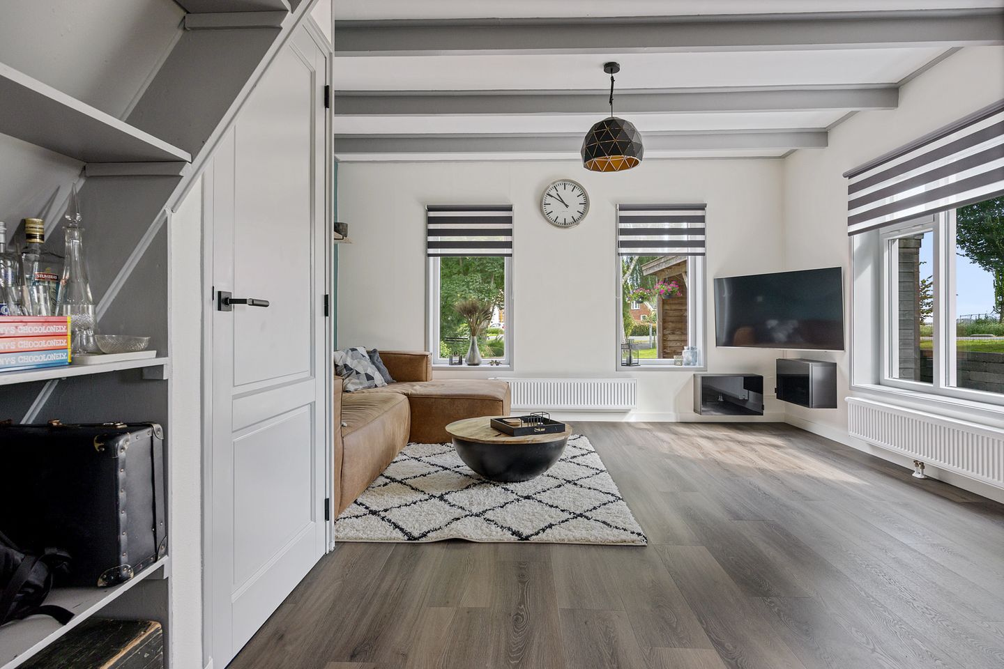 Foto 20 van Hoofdweg 63