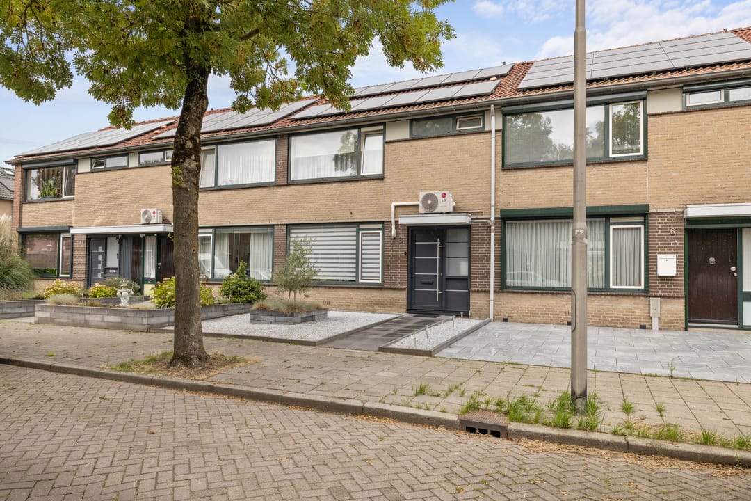 Photo 38 of Luiklaan 8