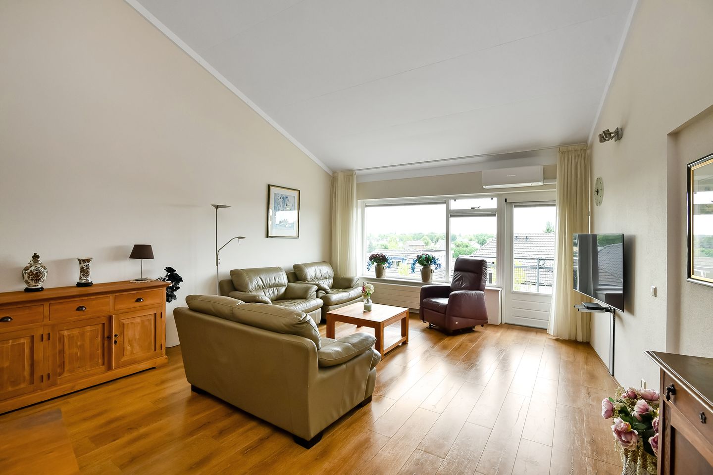 Photo 5 of Dorpsstraat 40-C